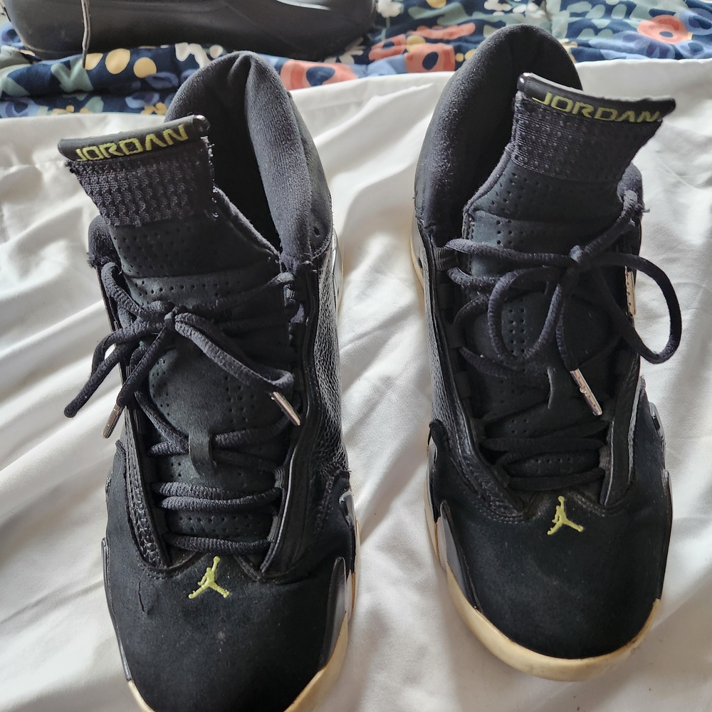 LNA Men's Black and Yellow Sneakers